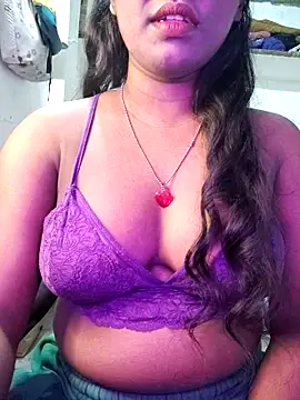 Snapshot of Lovely_Payal chatting on February 19, 2026, 9:49 am Lovely Payal online show from February 19, 2026, 9:49 am