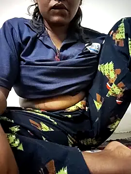 Snapshot of Lovely_Payal chatting on March 6, 2026, 4:47 pm Lovely Payal online show from March 6, 2026, 4:47 pm