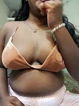 Snapshot of Lovely_Payal chatting on April 9, 2026, 6:24 pm Lovely Payal online show from April 9, 2026, 6:24 pm