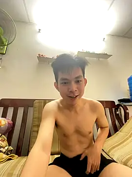 Snapshot of azn_typhoon00 chatting on October 18, 2025, 4:04 am azn typhoon00 online show from October 18, 2025, 4:04 am