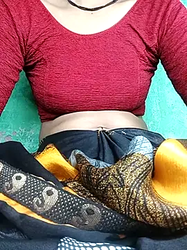 Snapshot of Cute_Dolly89 chatting on October 21, 2025, 9:15 pm Cute Dolly89 online show from October 21, 2025, 9:15 pm