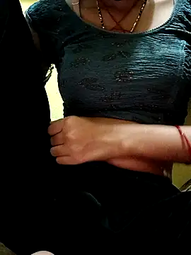 Snapshot of Cute_Dolly89 chatting on November 14, 2025, 12:15 pm Cute Dolly89 online show from November 14, 2025, 12:15 pm