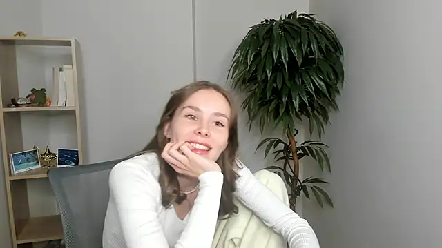 MonetLeitman online show from October 11, 2025, 5:39 am