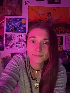 PauliinaBlue online show from November 3, 2025, 8:10 pm