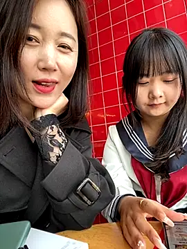 Snapshot of xiaoxue7788 chatting on November 4, 2025, 3:49 am xiaoxue7788 online show from November 4, 2025, 3:49 am