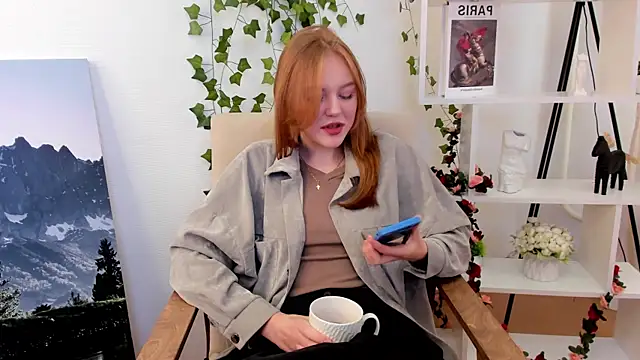 VernellArey online show from October 11, 2025, 6:23 am