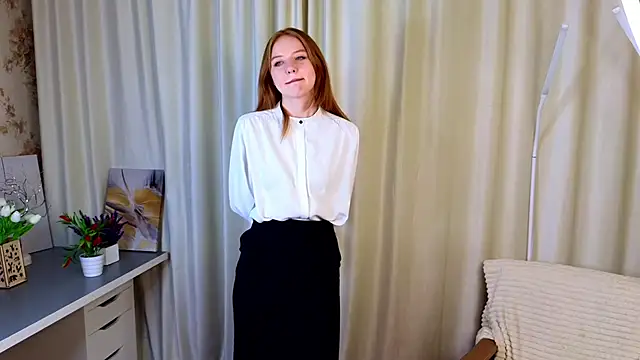 VernellArey online show from October 17, 2025, 7:05 pm