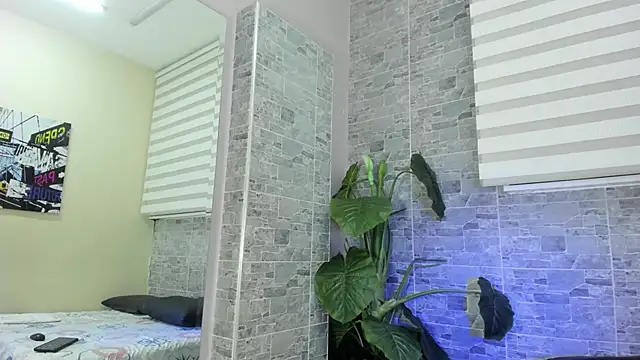 AmberBlazze online show from October 22, 2025, 11:43 am