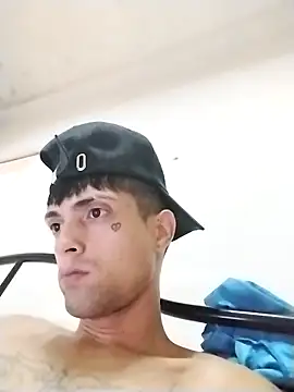 Laikerxxx online show from October 28, 2025, 7:34 am