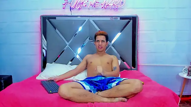 Snapshot of Innocent_Room1 chatting on November 4, 2025, 7:46 pm Innocent Room1 online show from November 4, 2025, 7:46 pm