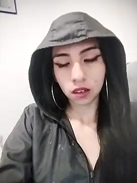 Miha sophia online show from October 31, 2025, 2:45 am