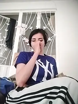 Miha sophia online show from November 6, 2025, 12:50 pm