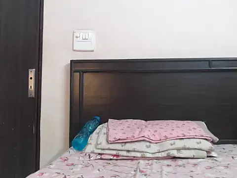 Snapshot of Kinky_Jasmine chatting on October 22, 2025, 11:54 am Kinky Jasmine online show from October 22, 2025, 11:54 am