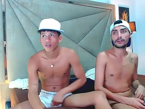 Owen valentin online show from October 21, 2025, 3:29 am