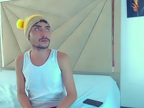 Owen valentin online show from November 8, 2025, 7:45 pm