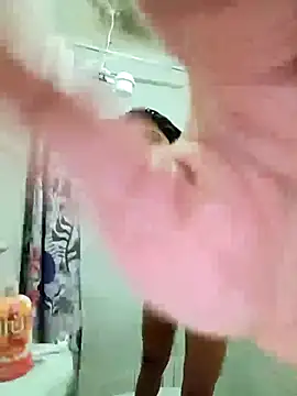 Briseida-White online show from October 14, 2025, 11:33 am