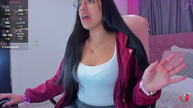 Briseida-White online show from November 2, 2025, 12:18 pm