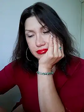 Snapshot of Ambika_beauty chatting on June 3, 2026, 2:33 pm Ambika beauty online show from June 3, 2026, 2:33 pm