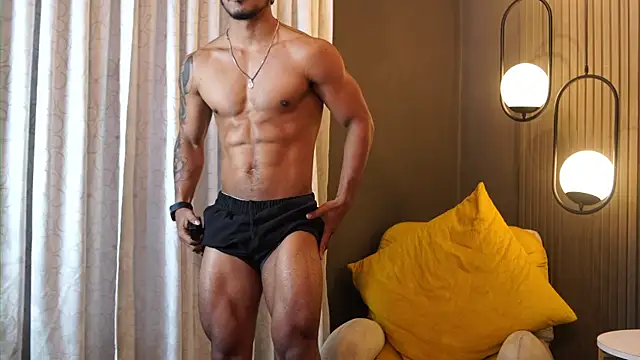 Snapshot of Reik_Vonn chatting on May 9, 2026, 12:10 pm Reik Vonn online show from May 9, 2026, 12:10 pm