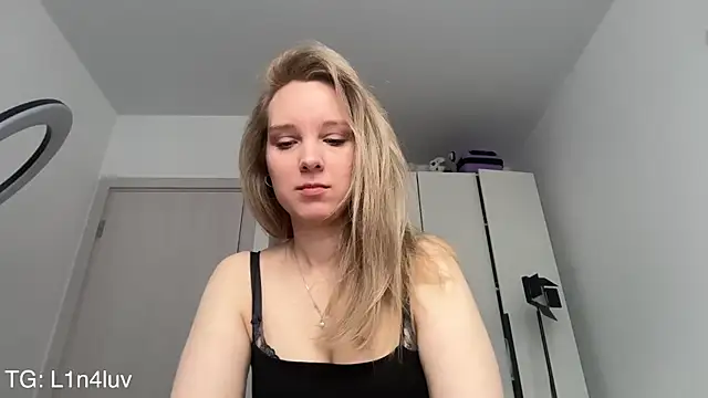 AIicaparkerc online show from March 29, 2026, 2:17 pm