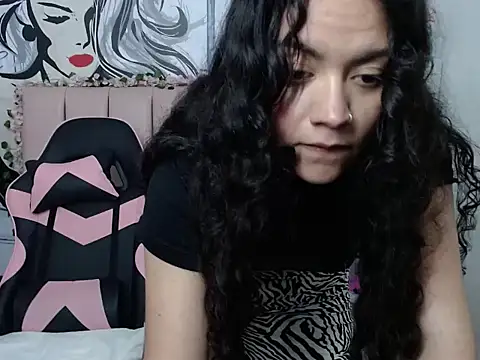 cataleyarussors online show from November 4, 2025, 2:21 am