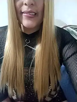 Snapshot of YEIMYlove chatting on November 9, 2025, 2:43 am YEIMYlove online show from November 9, 2025, 2:43 am