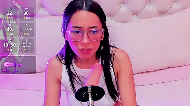 Snapshot of GabbiePrice chatting on October 24, 2025, 1:51 pm GabbiePrice online show from October 24, 2025, 1:51 pm