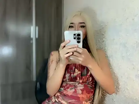 TinyTemptress online show from March 27, 2026, 7:58 am