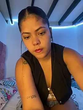 Snapshot of Cataleya_Moretti chatting on October 13, 2025, 3:23 pm Cataleya Moretti online show from October 13, 2025, 3:23 pm