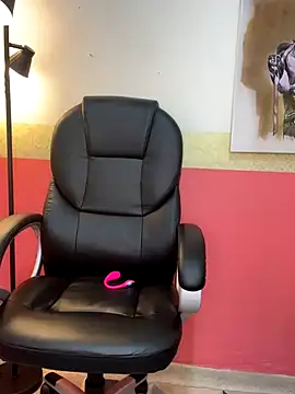  Isabella 1 online show from October 13, 2025, 2:33 am