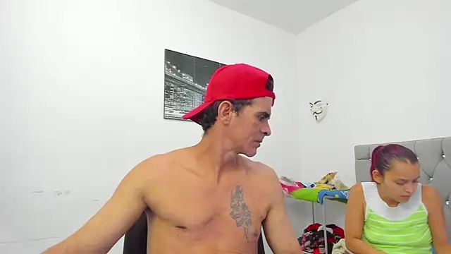 Sofi And Santy online show from November 26, 2025, 12:44 am