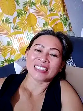 Snapshot of merr_ann123 chatting on October 19, 2025, 2:34 am merr ann123 online show from October 19, 2025, 2:34 am