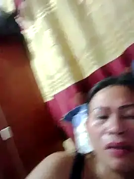 Snapshot of merr_ann123 chatting on October 21, 2025, 5:24 pm merr ann123 online show from October 21, 2025, 5:24 pm