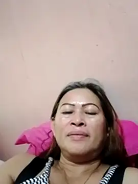 Snapshot of merr_ann123 chatting on November 2, 2025, 5:54 am merr ann123 online show from November 2, 2025, 5:54 am