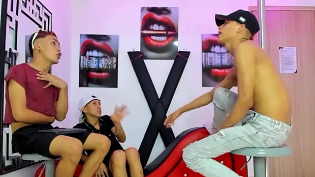 EMPIRE BOYS1 online show from October 23, 2025, 7:12 pm