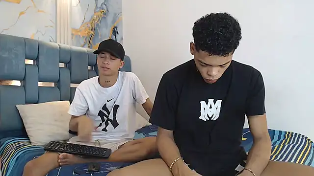 Snapshot of EMPIRE_BOYS1 chatting on February 18, 2026, 7:43 pm EMPIRE BOYS1 online show from February 18, 2026, 7:43 pm