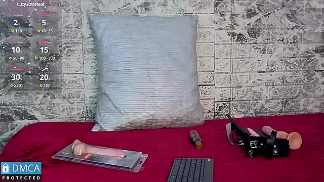 Snapshot of taylorexotic chatting on October 25, 2025, 3:14 am taylorexotic online show from October 25, 2025, 3:14 am