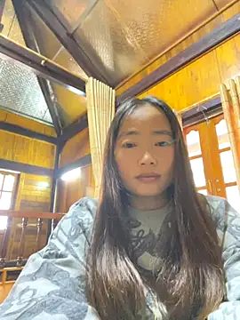 Snapshot of Maymay__ chatting on October 25, 2025, 4:53 am Maymay online show from October 25, 2025, 4:53 am