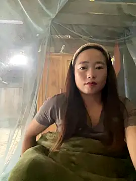 Snapshot of Maymay__ chatting on October 30, 2025, 3:19 am Maymay online show from October 30, 2025, 3:19 am