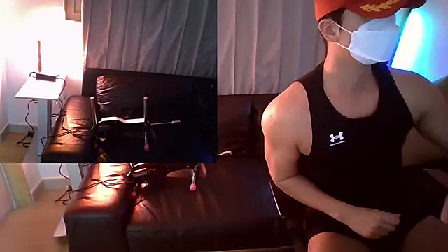 redcap1111 online show from April 17, 2026, 2:20 pm