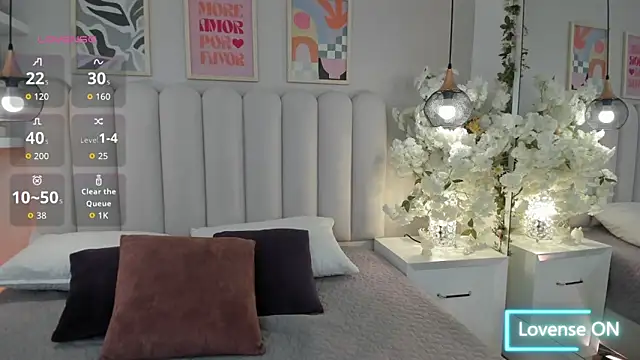 Isabella  gonzalez  online show from November 7, 2025, 5:40 am