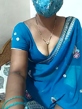 Snapshot of Best_Kannada_Couple chatting on January 6, 2026, 6:33 pm Best Kannada Couple online show from January 6, 2026, 6:33 pm