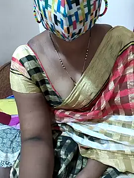 Snapshot of Best_Kannada_Couple chatting on February 5, 2026, 5:56 am Best Kannada Couple online show from February 5, 2026, 5:56 am