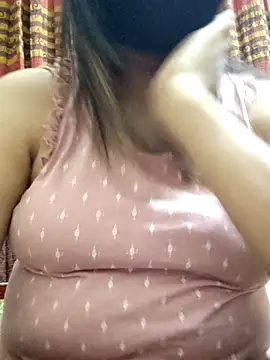 Tanha18 online show from October 16, 2025, 8:54 pm