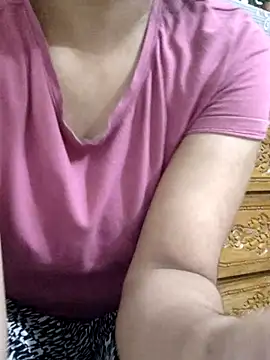 Tanha18 online show from November 14, 2025, 5:44 pm