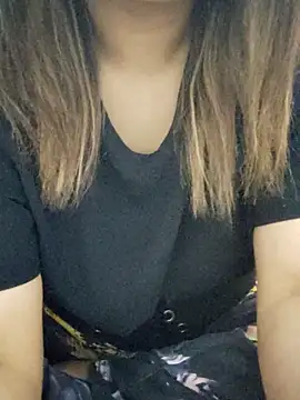 Tanha18 online show from February 9, 2026, 2:21 pm