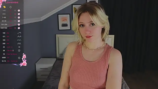 Snapshot of Heily_Planet chatting on October 31, 2025, 4:08 pm Heily Planet online show from October 31, 2025, 4:08 pm