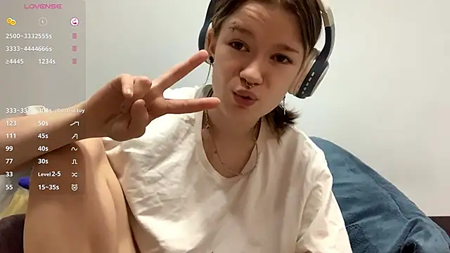 LorRebak online show from October 16, 2025, 11:33 am