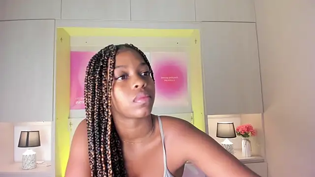 MaraBaker online show from February 2, 2026, 11:42 am