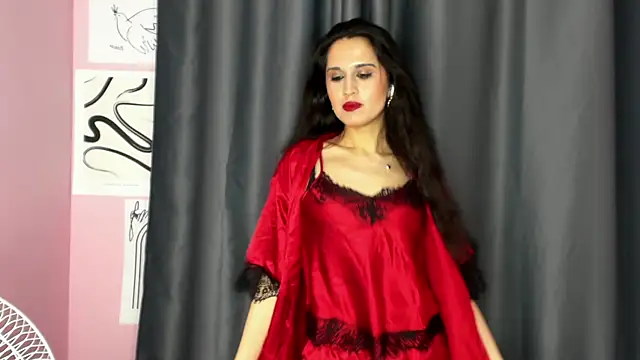 Snapshot of LuxeSins chatting on October 31, 2025, 1:23 pm LuxeSins online show from October 31, 2025, 1:23 pm